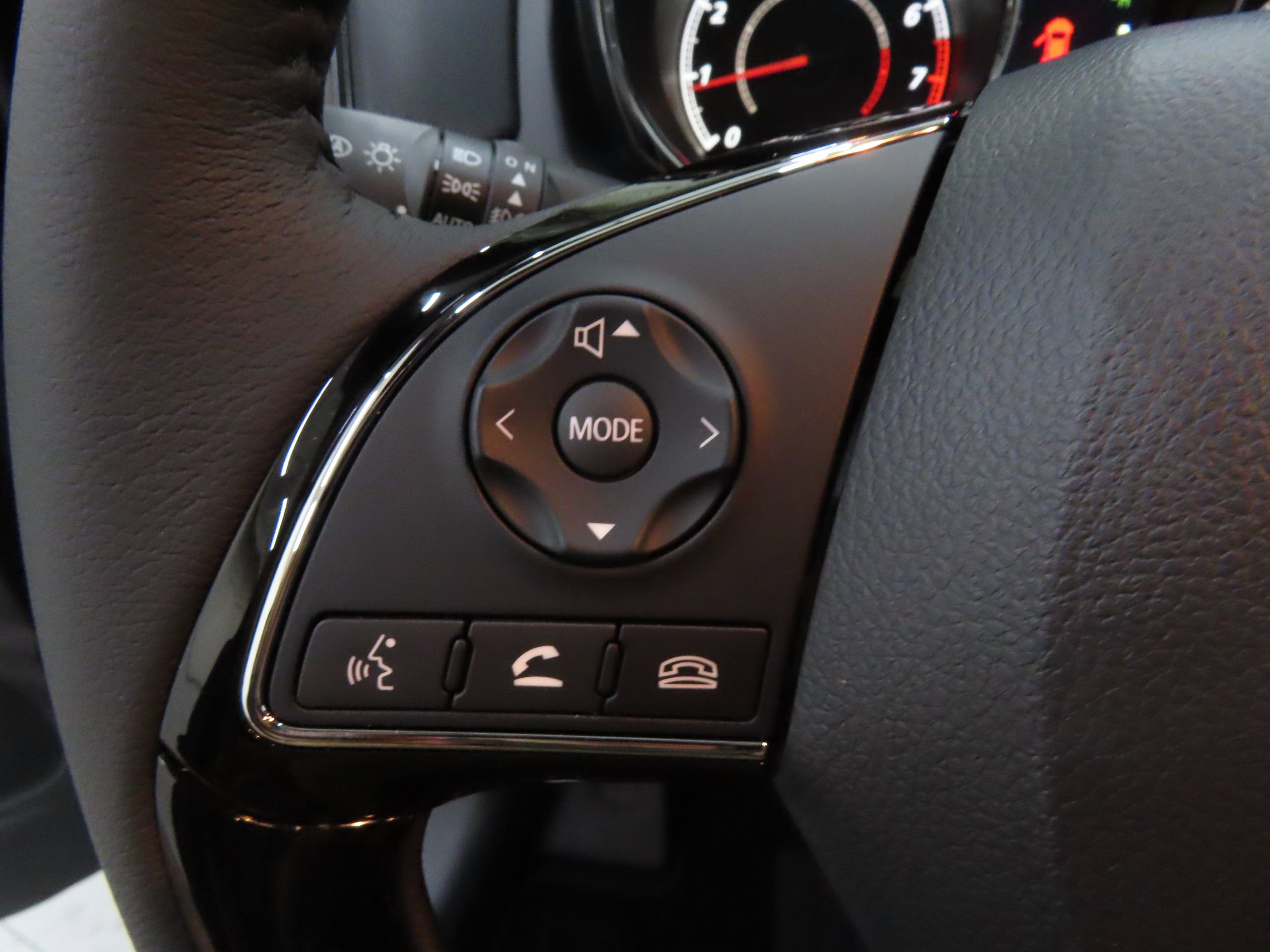 New 2025 Mitsubishi Outlander Sport SEL AWD/4WD image 12