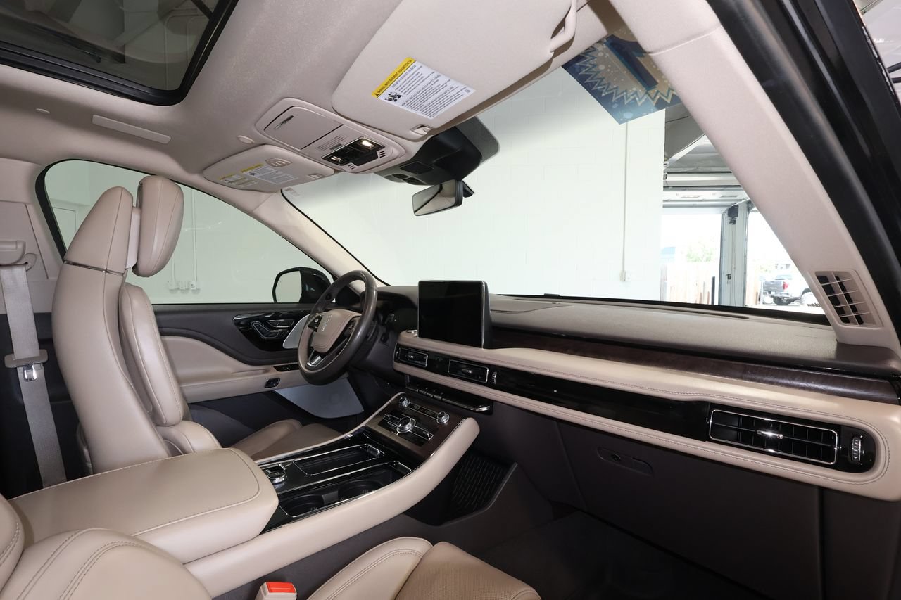 Used 2021 Lincoln Aviator Reserve w/ Equipment Group 202A AWD/4WD image 29