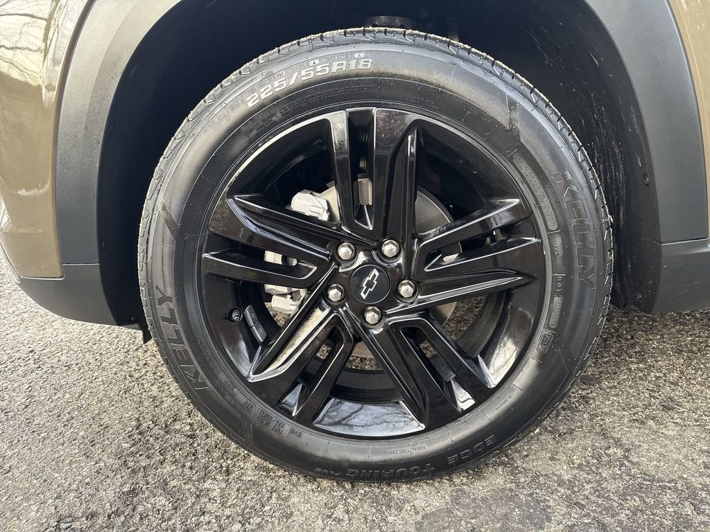 Used 2024 Chevrolet Trax ACTIV w/ Sunroof Package image 10