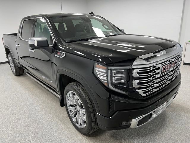 Used 2025 GMC Sierra 1500 Denali w/ Denali Reserve Package image 2