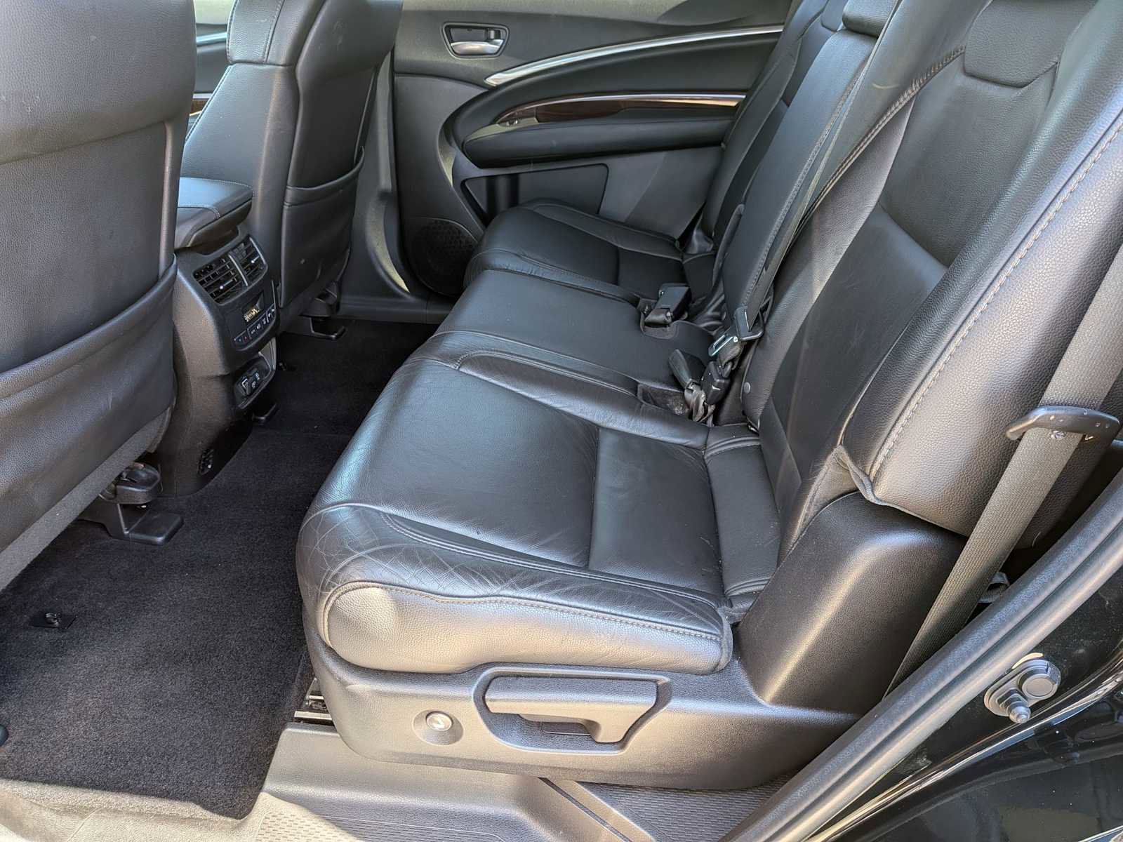 Used 2020 Acura MDX SH-AWD image 18