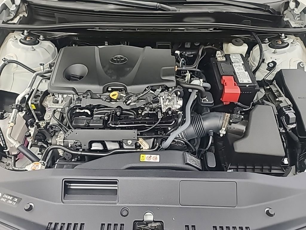 Used 2021 Toyota Camry LE image 35
