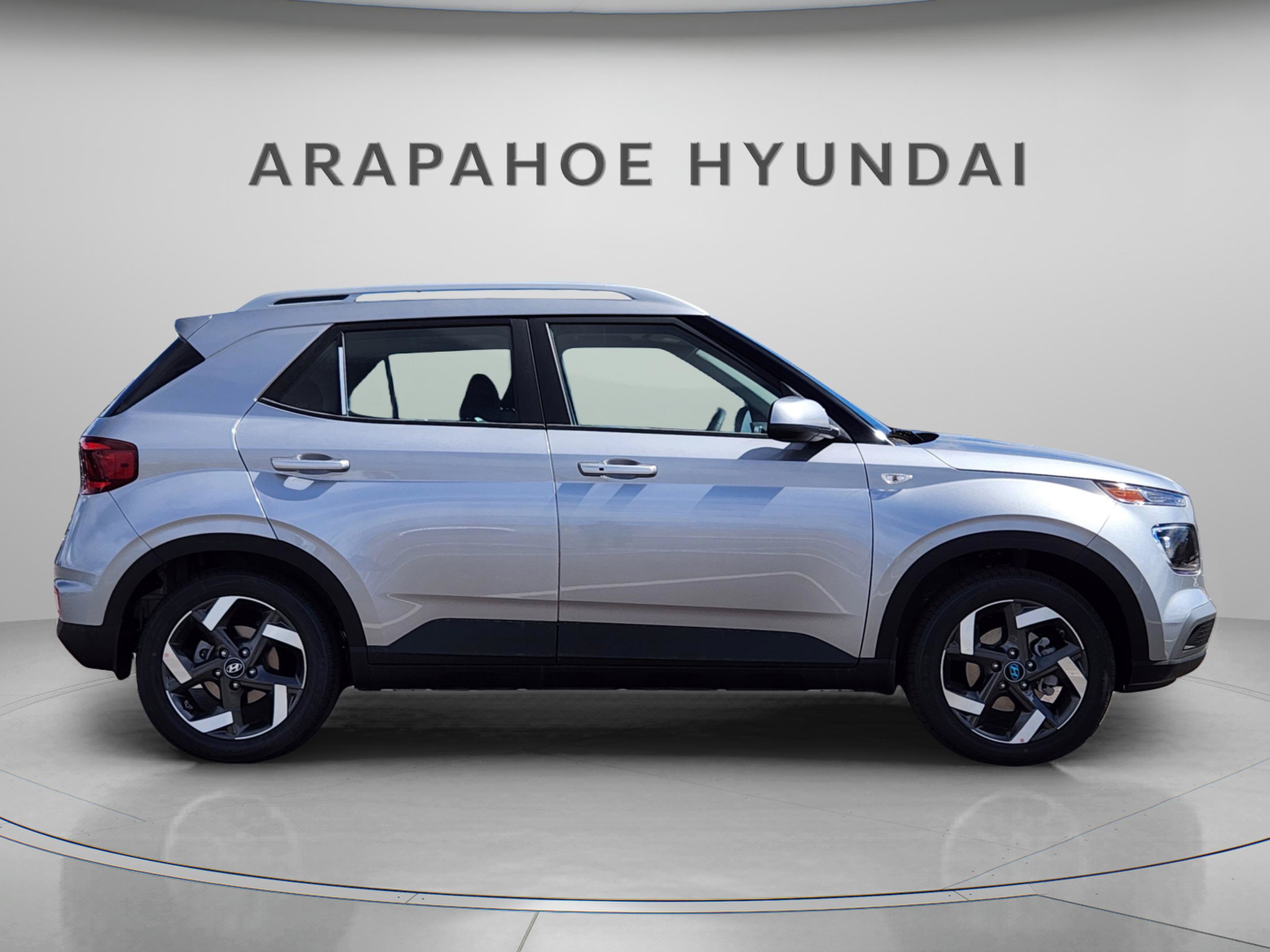 New 2026 Hyundai Venue SEL FWD image 6