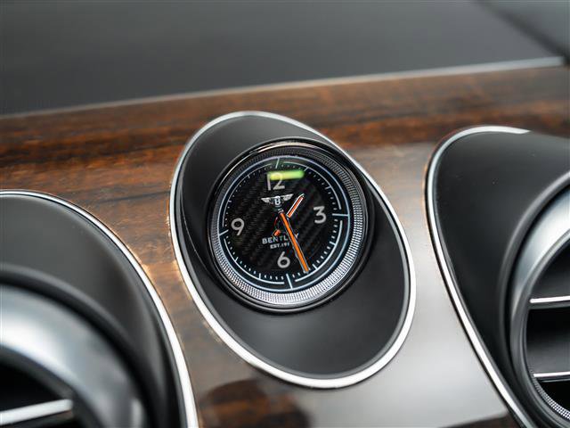 Used 2019 Bentley Bentayga V8 image 30