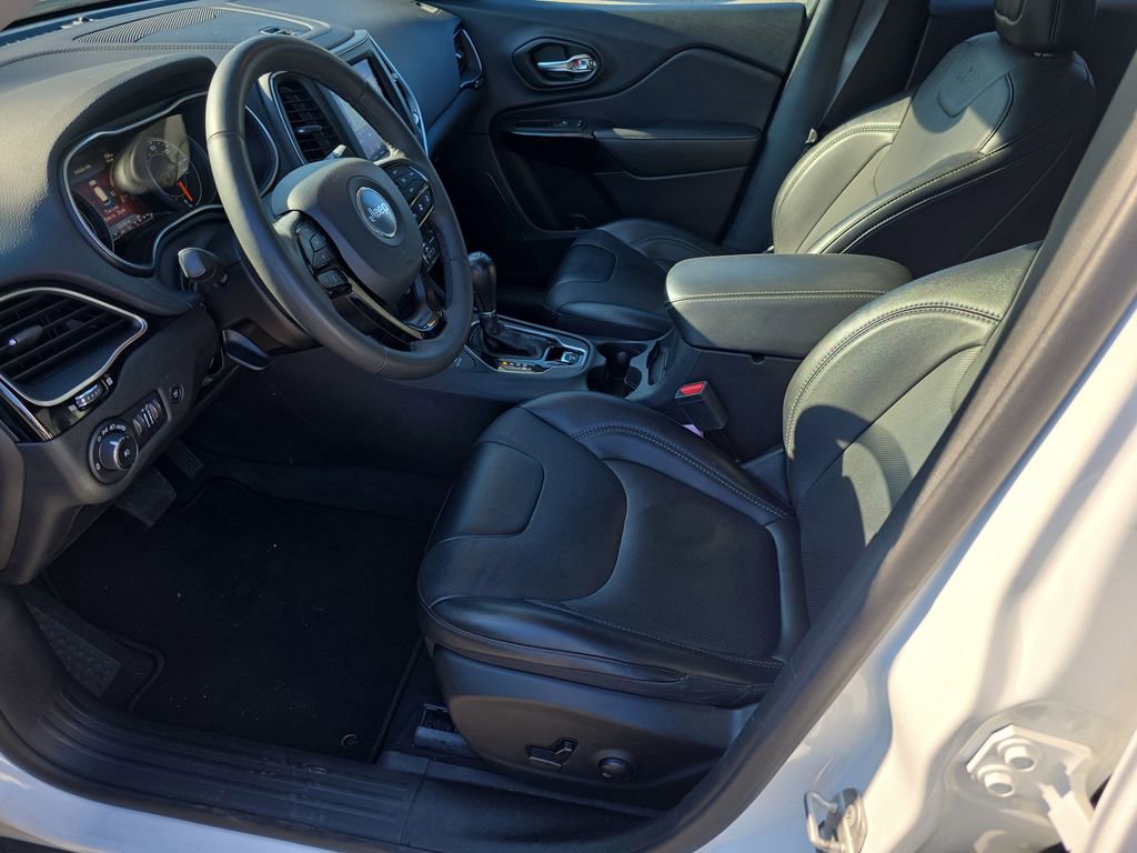 Used 2023 Jeep Cherokee Altitude Lux image 8