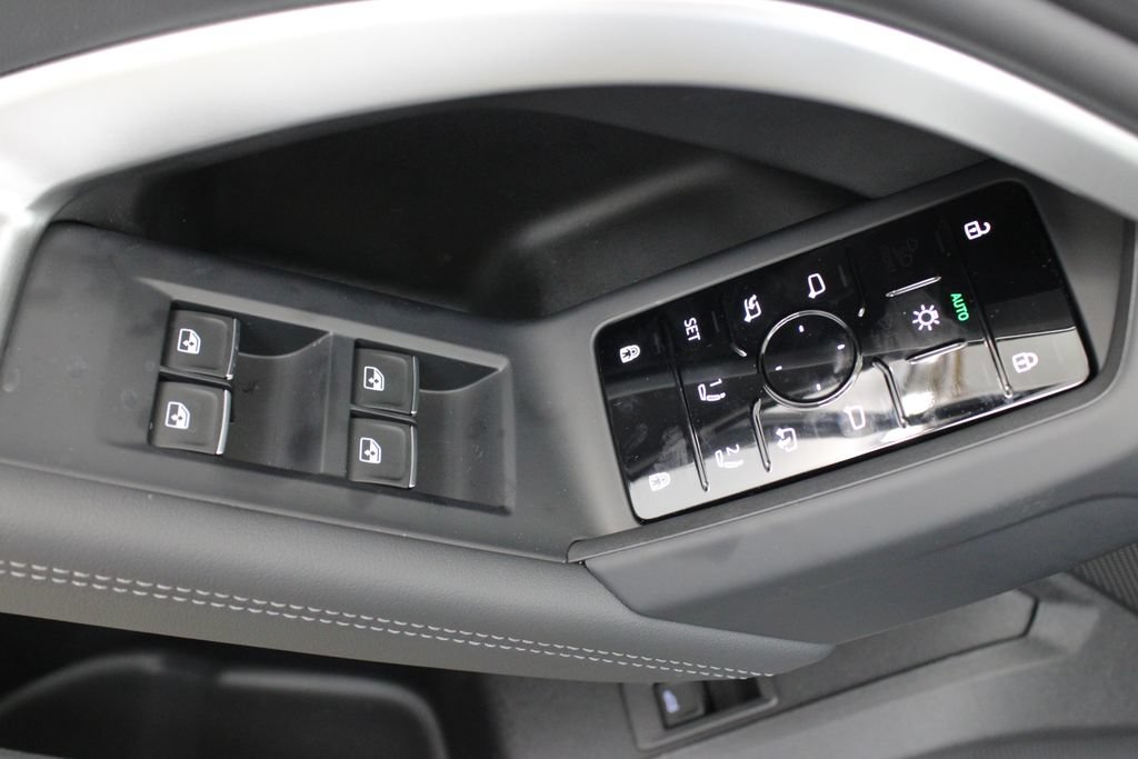 New 2026 Audi Q5 Premium AWD/4WD image 18