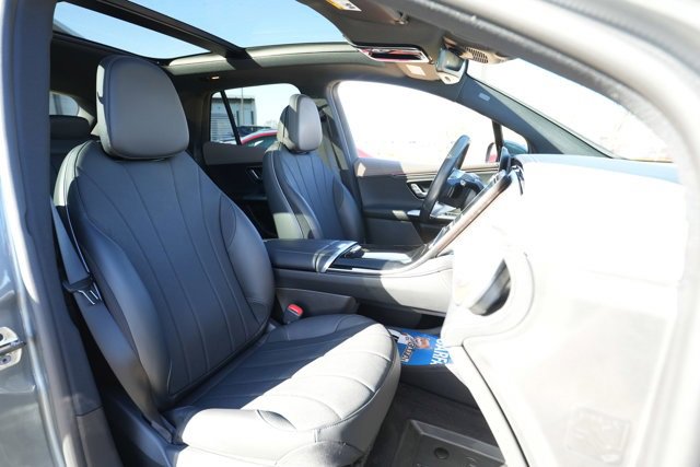 Certified 2023 Mercedes-Benz EQE 350+ 4MATIC SUV image 38