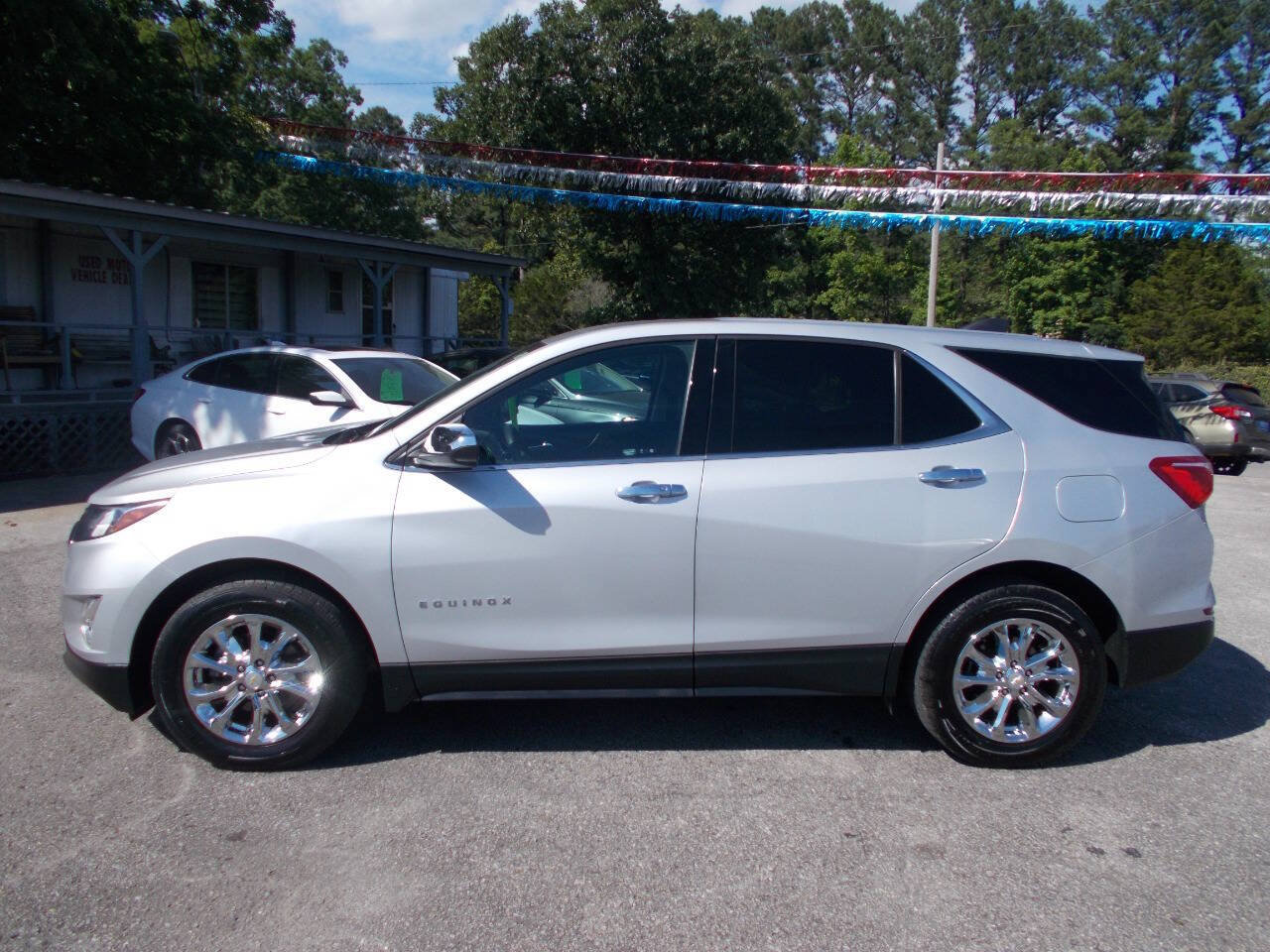 Used 2020 Chevrolet Equinox LT FWD image 19