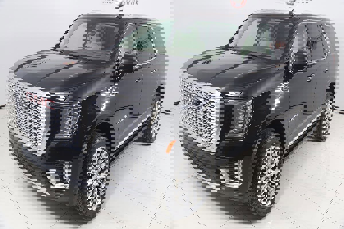Used 2024 GMC Yukon Denali w/ Denali Reserve Package image 22
