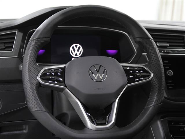 Used 2024 Volkswagen Tiguan SE R-Line image 7
