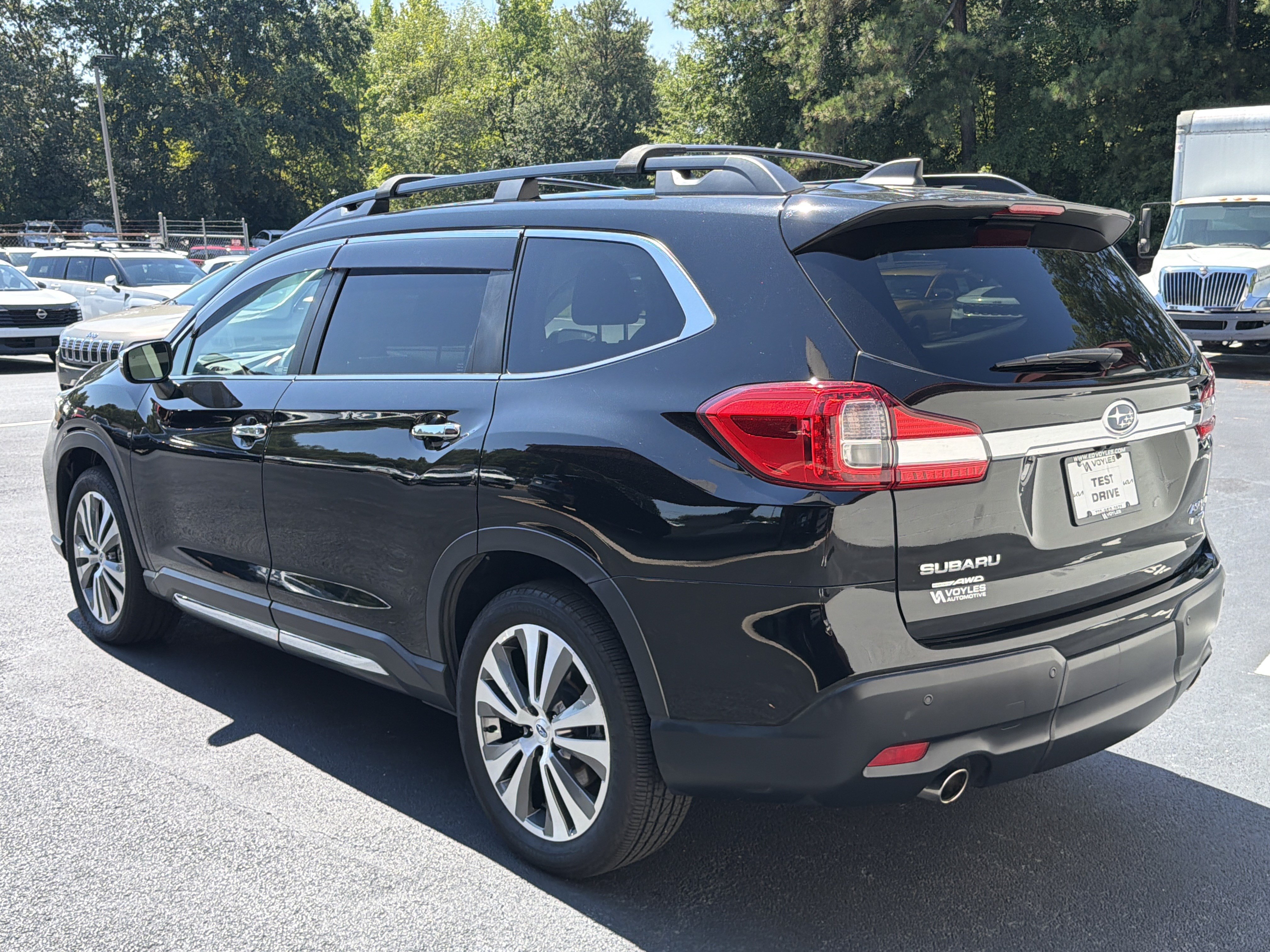Used 2022 Subaru Ascent Touring AWD/4WD image 5