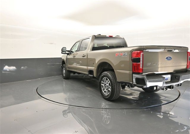 New 2026 Ford F250 Lariat w/ FX4 Off-Road Package image 5