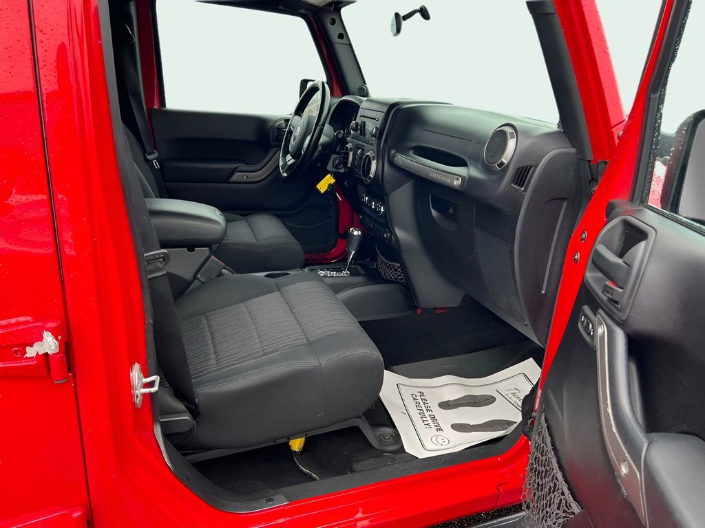 Used 2012 Jeep Wrangler Unlimited Sport image 16