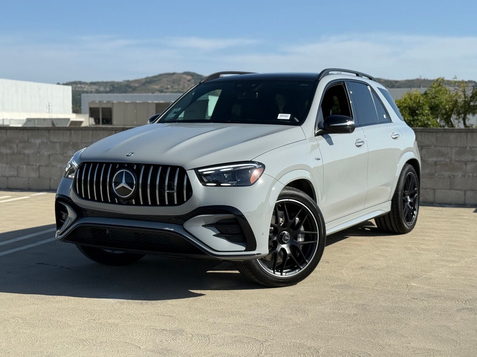 New 2026 Mercedes-Benz GLE 53 AMG 4MATIC image 2