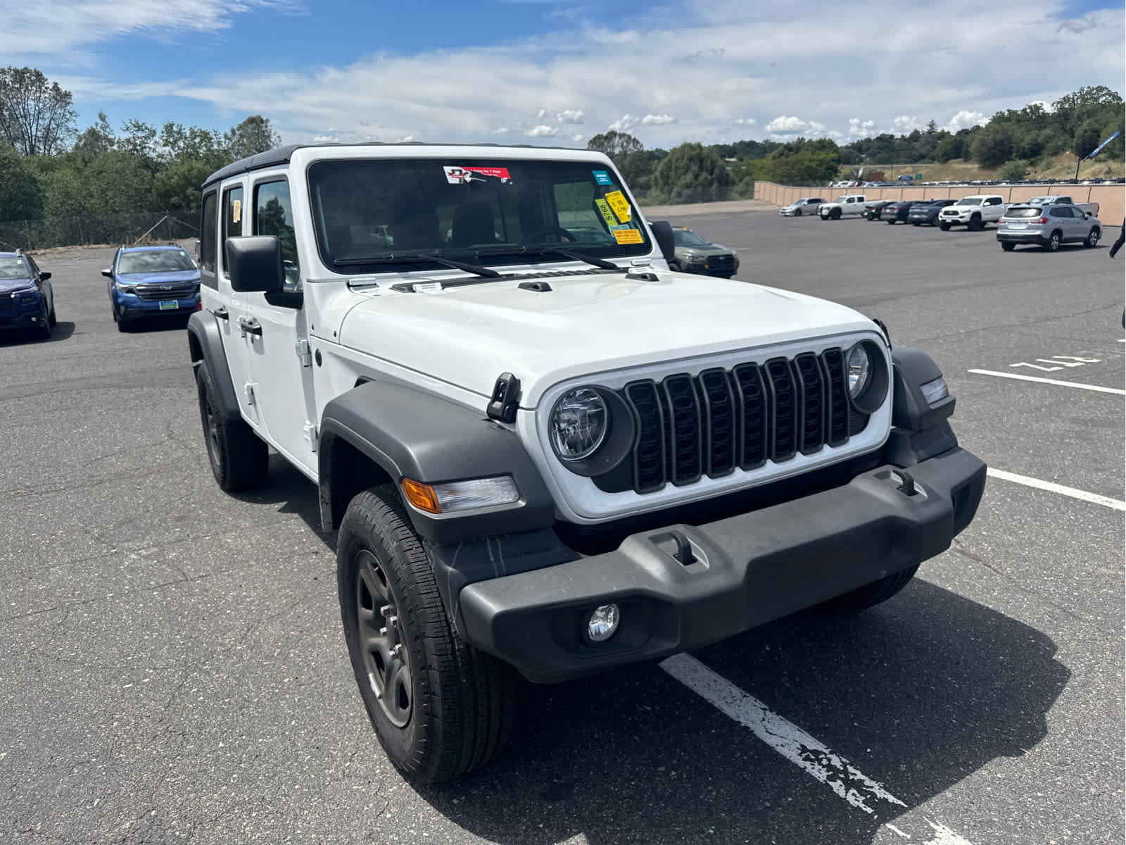 Used 2025 Jeep Wrangler Sport AWD/4WD image 3