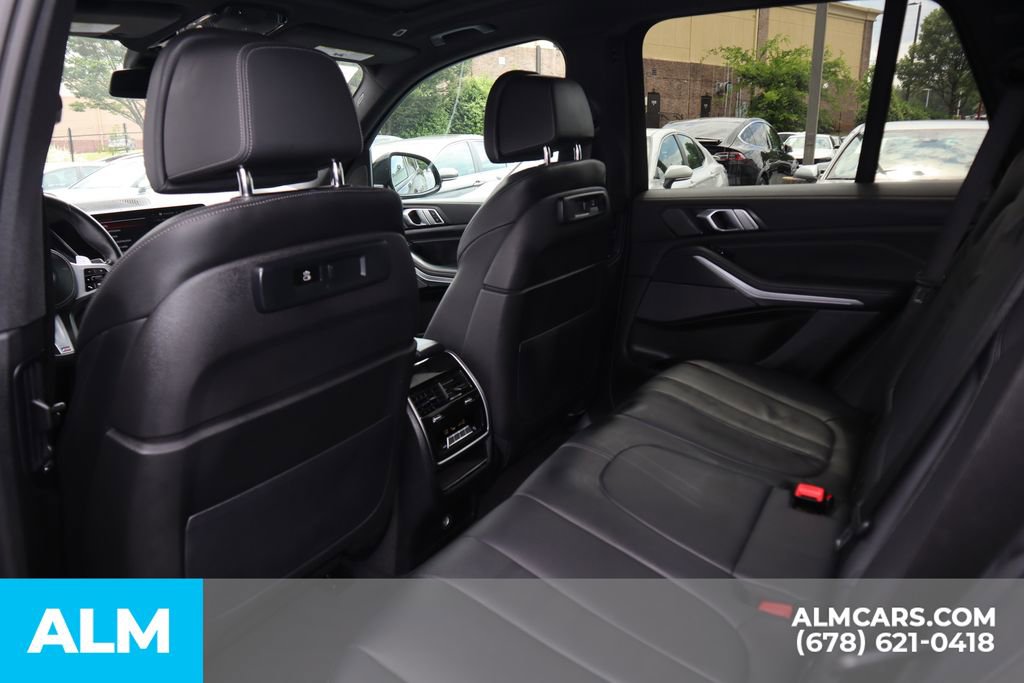 Used 2022 BMW X5 M50i image 18