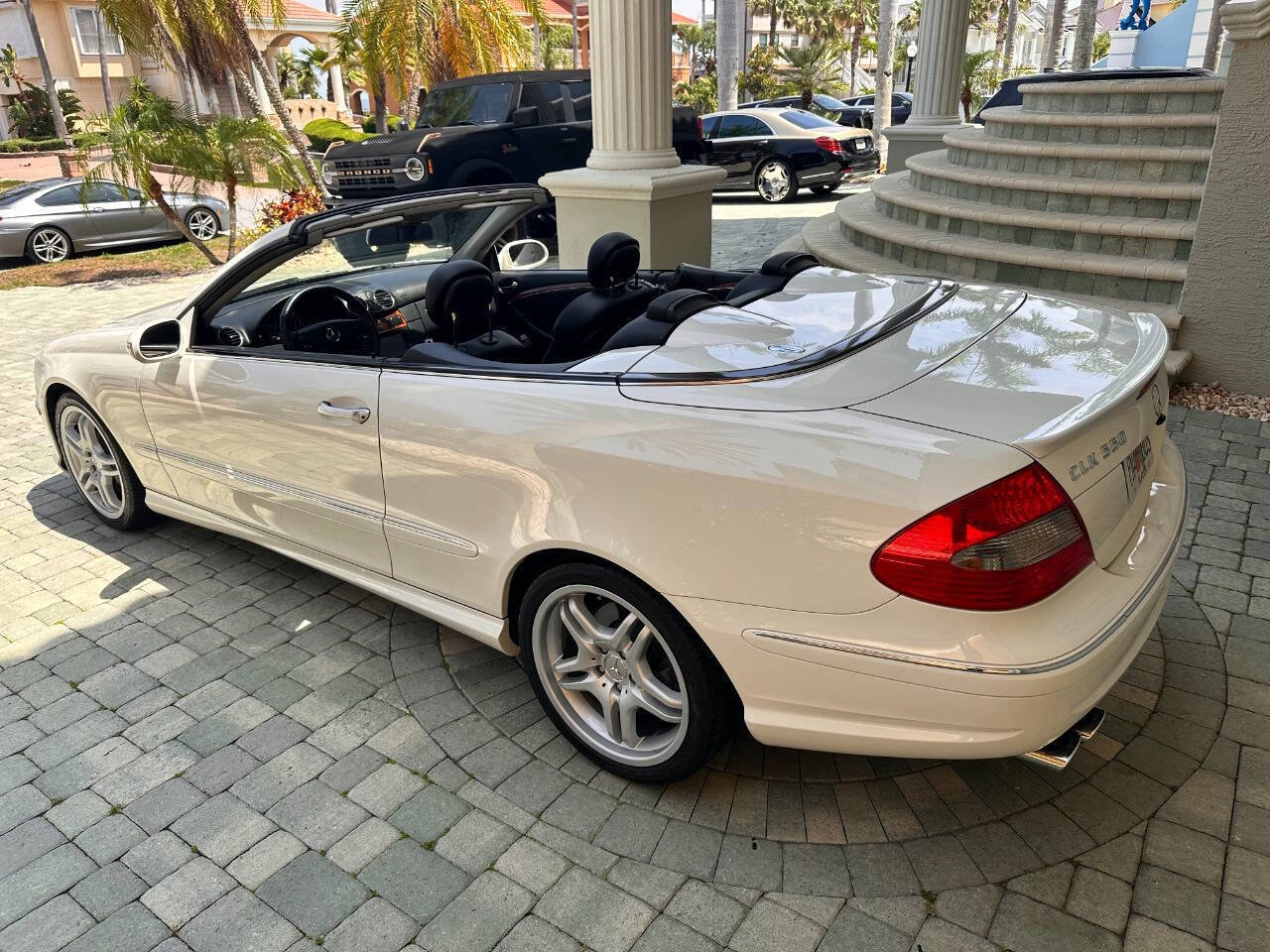 Used 2009 Mercedes-Benz CLK 550 Cabriolet image 31