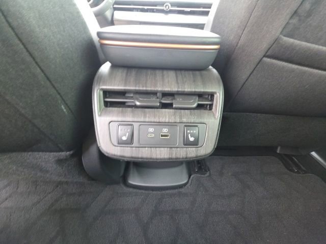 Used 2023 Nissan Ariya FWD image 24