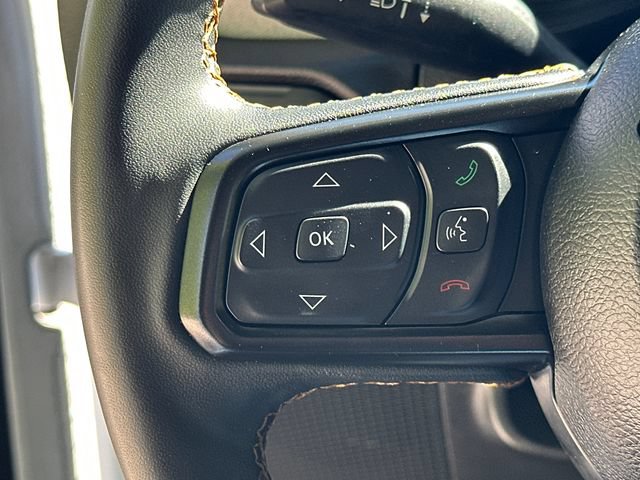 Used 2024 Jeep Wrangler Unlimited w/ Convenience Group AWD/4WD image 27