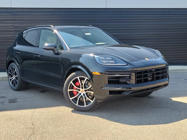 New 2026 Porsche Cayenne S AWD/4WD image 9