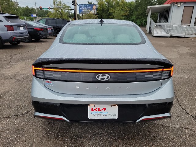 Used 2024 Hyundai Sonata SEL FWD image 8