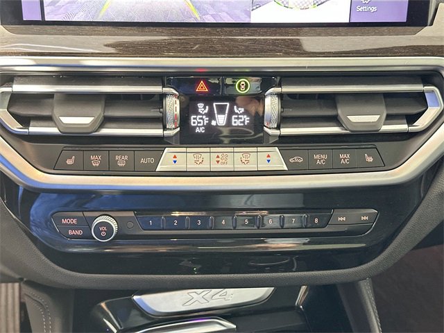 Used 2024 BMW X4 xDrive30i image 15
