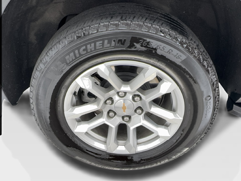 Used 2025 Chevrolet Tahoe LT RWD image 16
