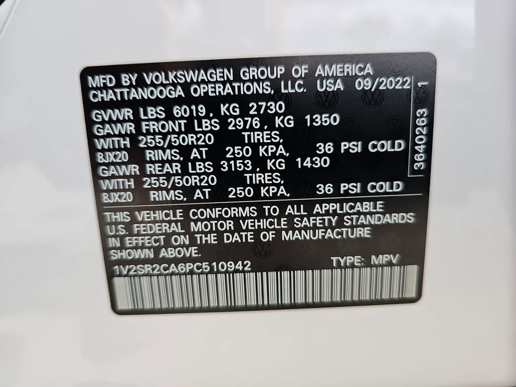 Used 2023 Volkswagen Atlas SEL R-Line AWD/4WD image 26