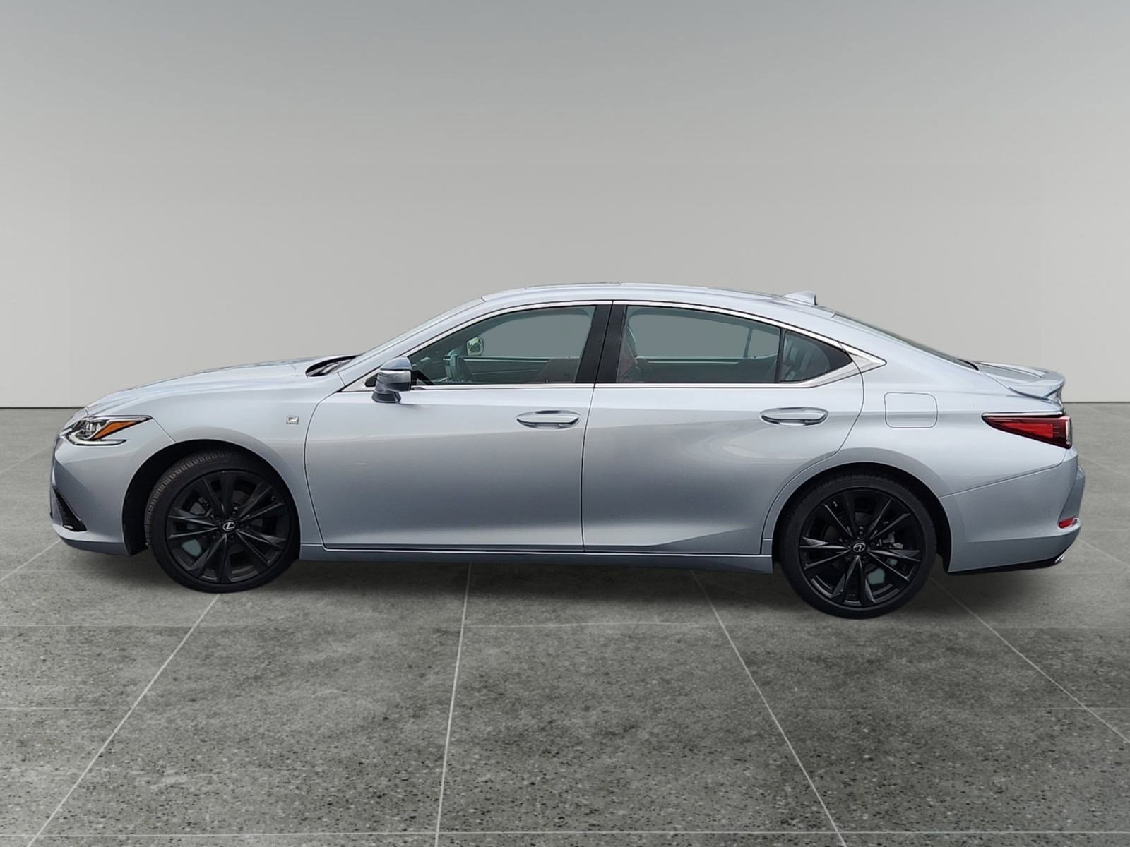 Used 2022 Lexus ES 350 F Sport image 4