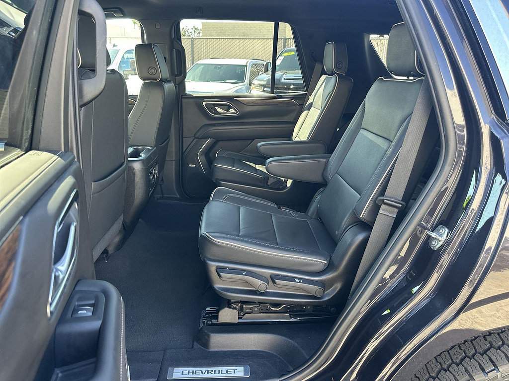 Used 2024 Chevrolet Tahoe Premier RWD image 24