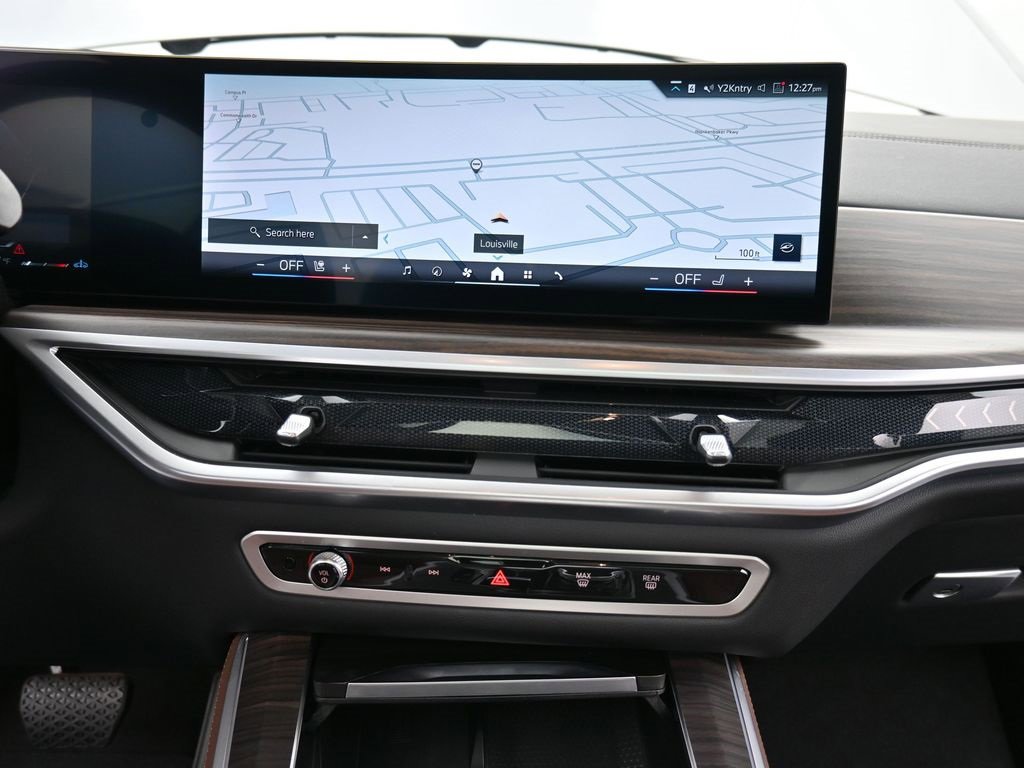 Used 2024 BMW X5 xDrive40i w/ Premium Package image 14