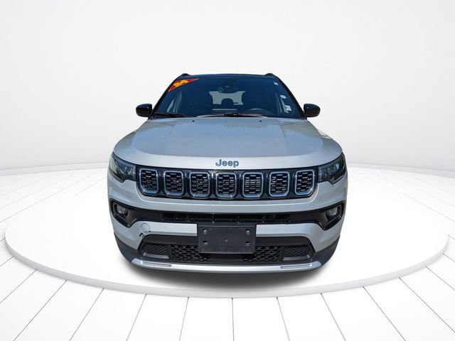 Used 2024 Jeep Compass Limited image 9