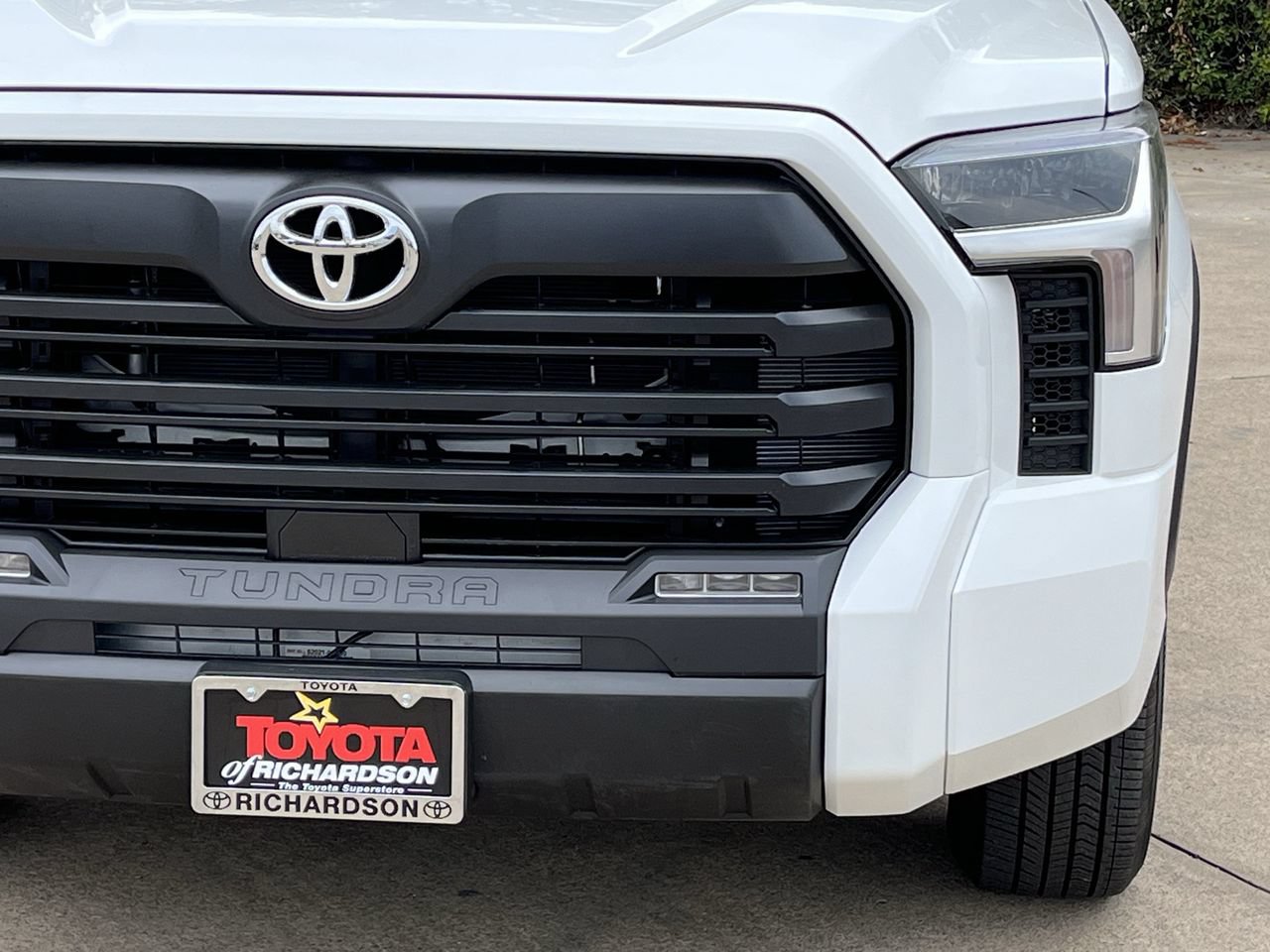 Used 2026 Toyota Tundra SR5 w/ SX Package RWD image 8