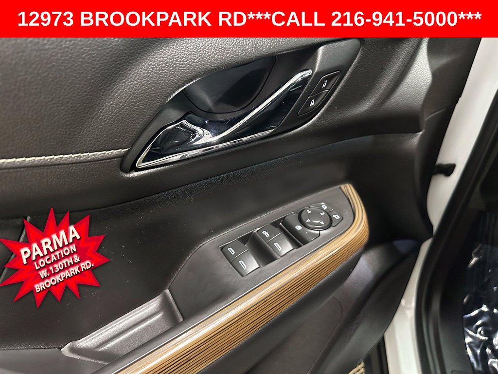 Certified 2021 GMC Acadia SLE FWD image 9