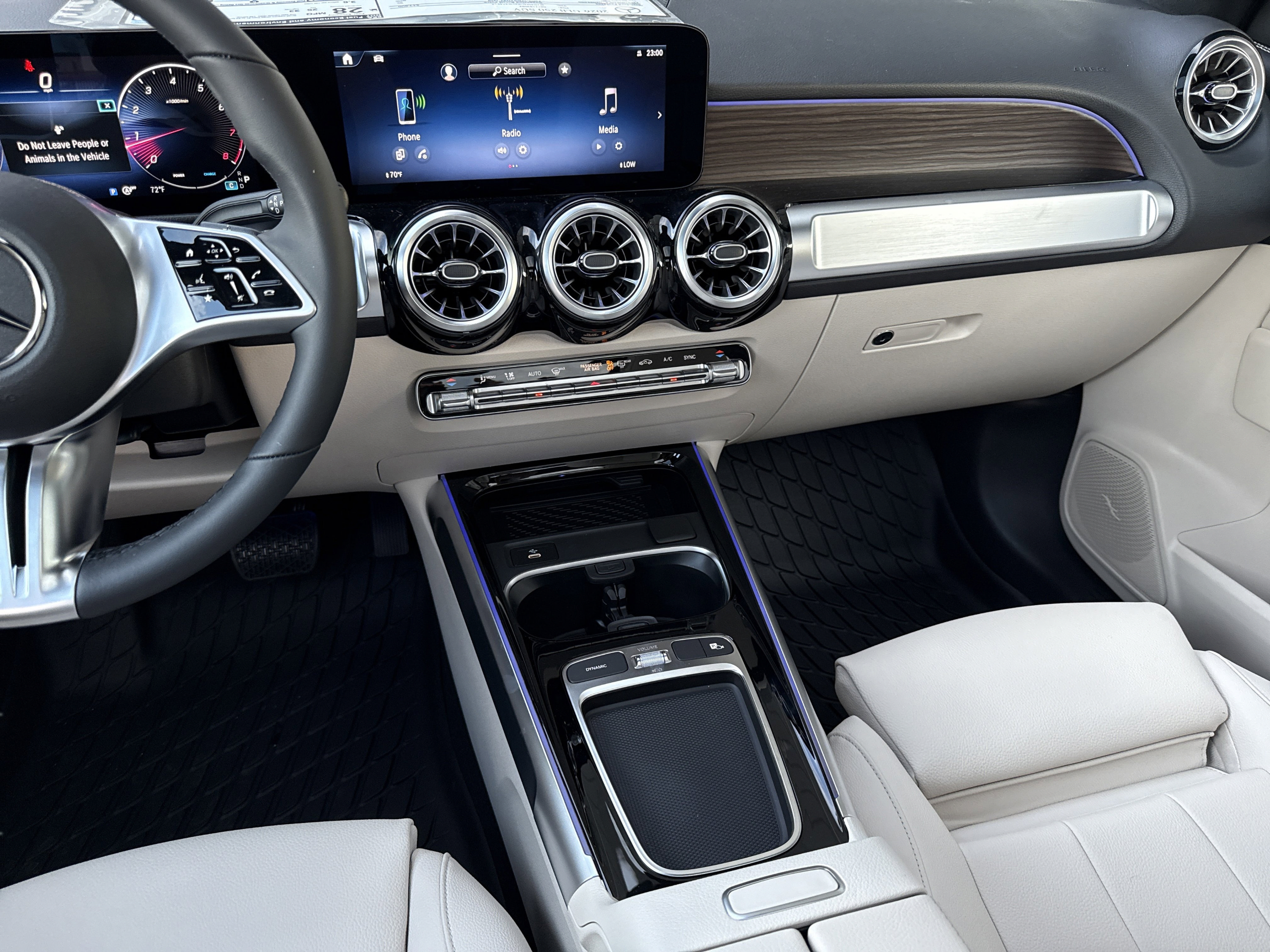 New 2026 Mercedes-Benz GLB 250 image 41
