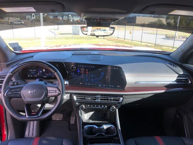 Used 2024 Chevrolet Traverse RS image 44