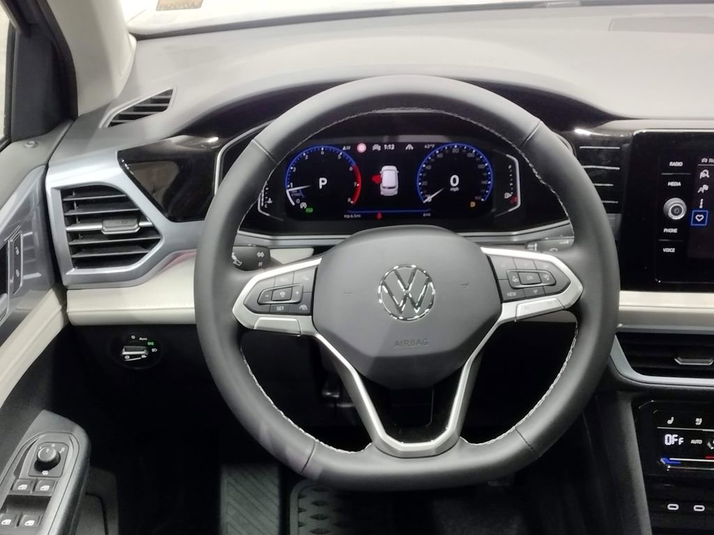 New 2025 Volkswagen Taos SEL image 37