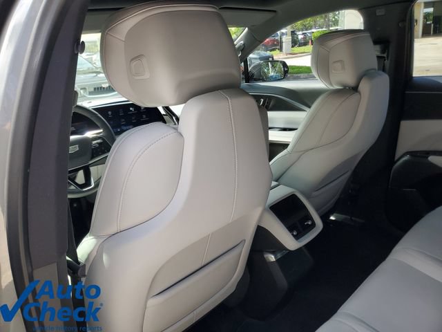Certified 2024 Cadillac Lyriq Luxury RWD image 14