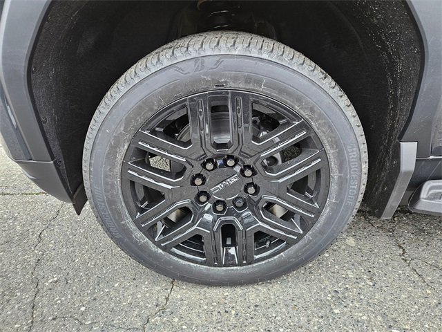 New 2026 GMC Sierra EV Elevation w/ LPO, Elevation Dark Package image 8