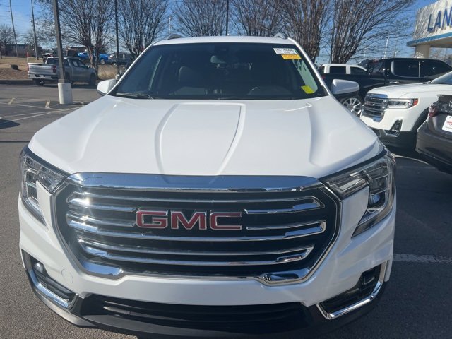 Used 2024 GMC Terrain SLT image 8