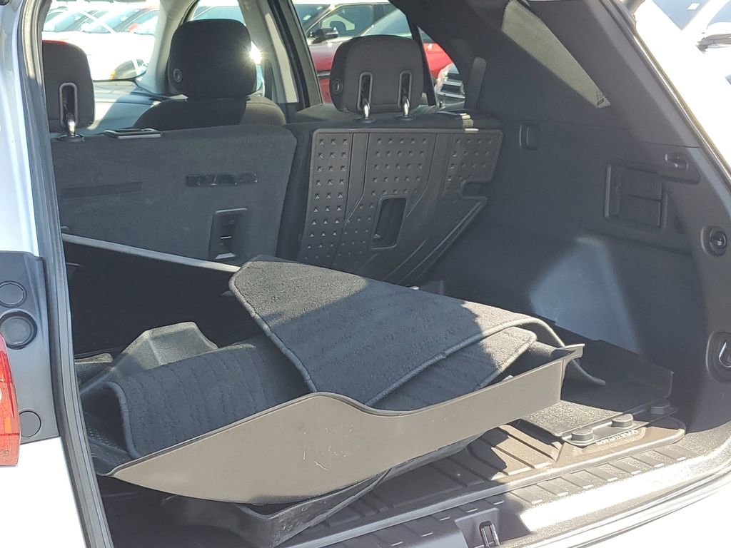 Used 2020 Chevrolet Equinox LT w/ Driver Convenience Package FWD image 30