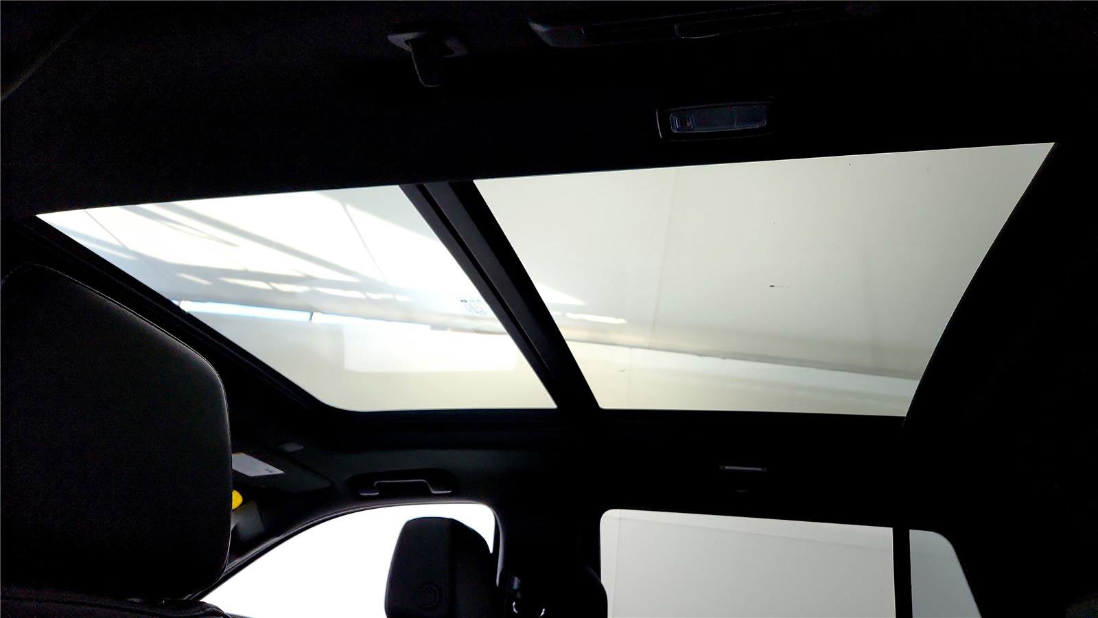 Used 2022 Chevrolet Tahoe LT w/ Luxury Package image 39