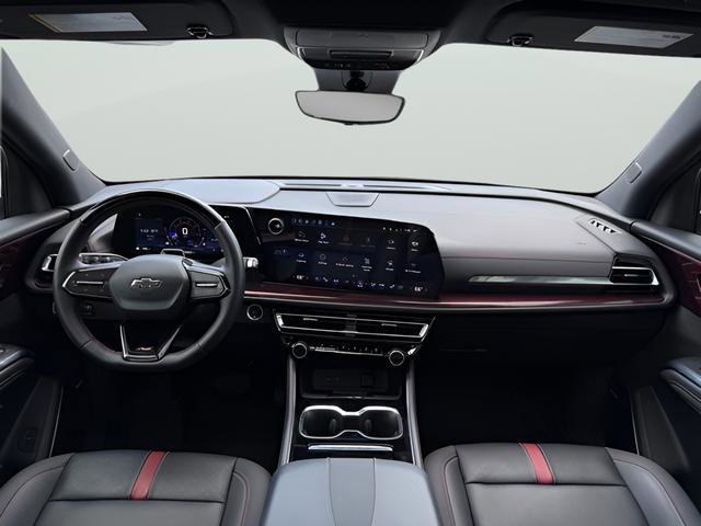 Used 2025 Chevrolet Traverse RS FWD image 9
