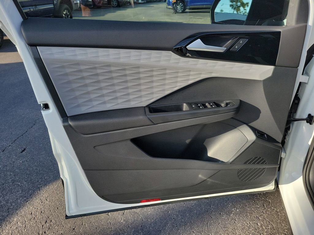 Used 2023 Volkswagen Taos S w/ IQ Drive S Package image 20