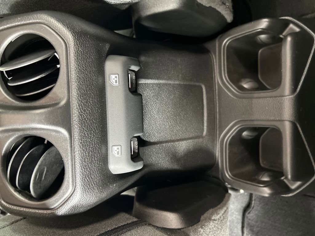 Used 2024 Jeep Wrangler Sport S image 18