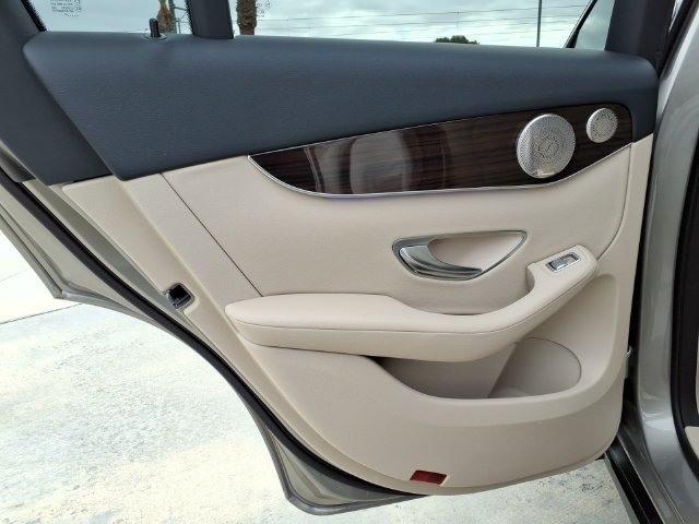 Certified 2021 Mercedes-Benz GLC 300 4MATIC image 17