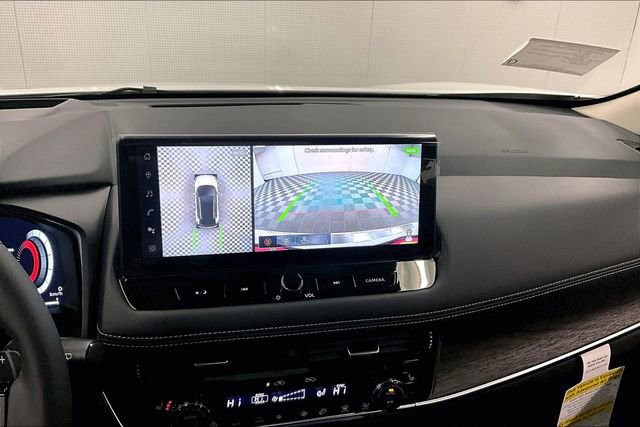 New 2025 Nissan Rogue Platinum w/ Tech Package image 26