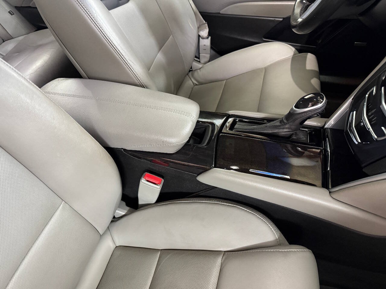Used 2017 Cadillac XTS Luxury w/ Driver Awareness Package FWD image 37