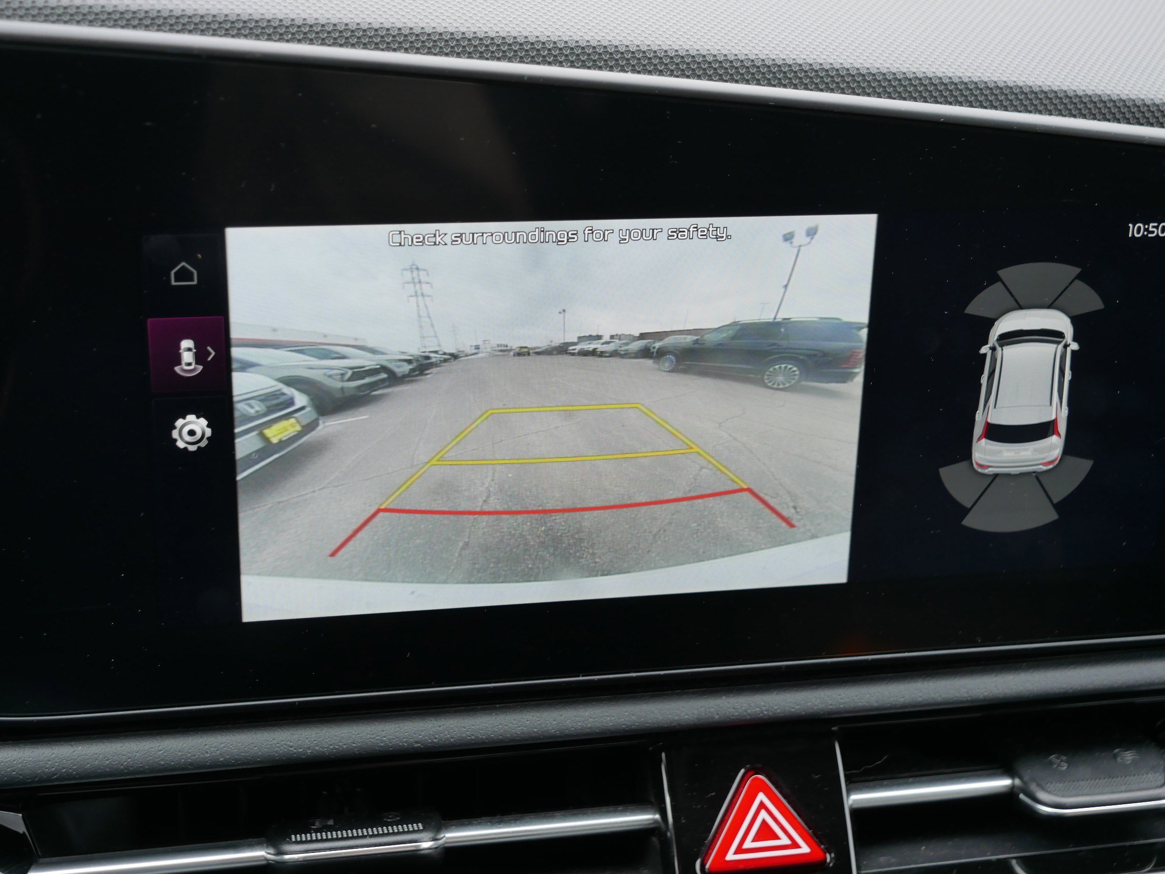 Used 2024 Kia Niro SX Touring image 6