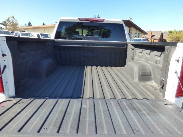 Used 2025 Chevrolet Silverado 1500 ZR2 w/ Technology Package image 22